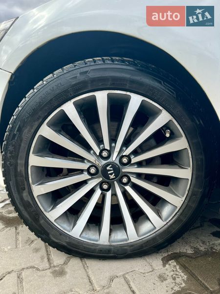 Седан Kia K7 2015 в Києві