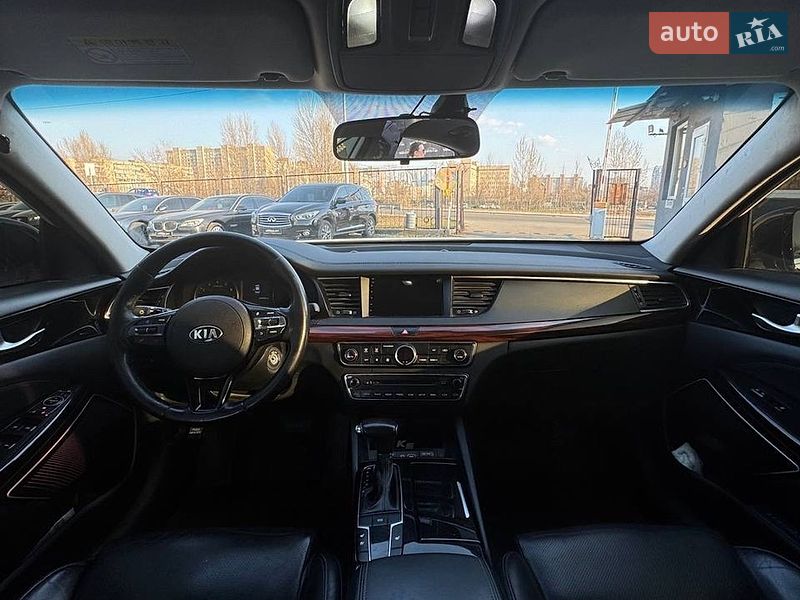 Седан Kia K7 2016 в Киеве