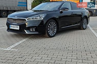 Седан Kia K7 2017 в Одессе