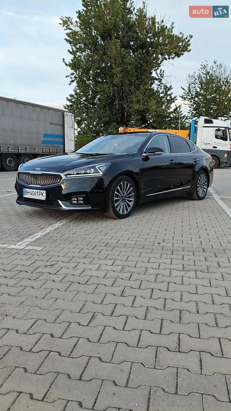 2017 Kia K7 - фото 1