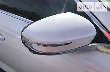Седан Kia K900 2019 в 