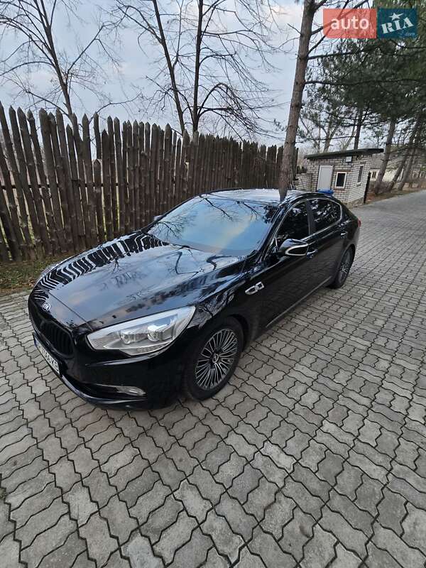 Седан Kia K900 2012 в Запоріжжі