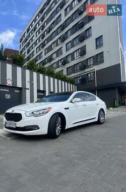 Седан Kia K900 2015 в Львове