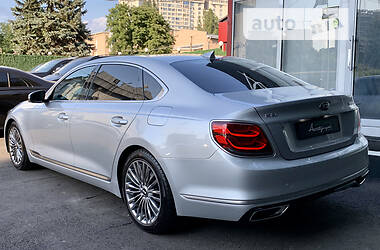 Седан Kia K9 2018 в 