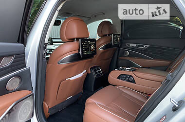 Седан Kia K9 2018 в 