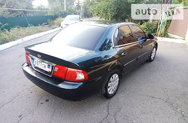 Седан Kia Magentis 2004 в Донецке