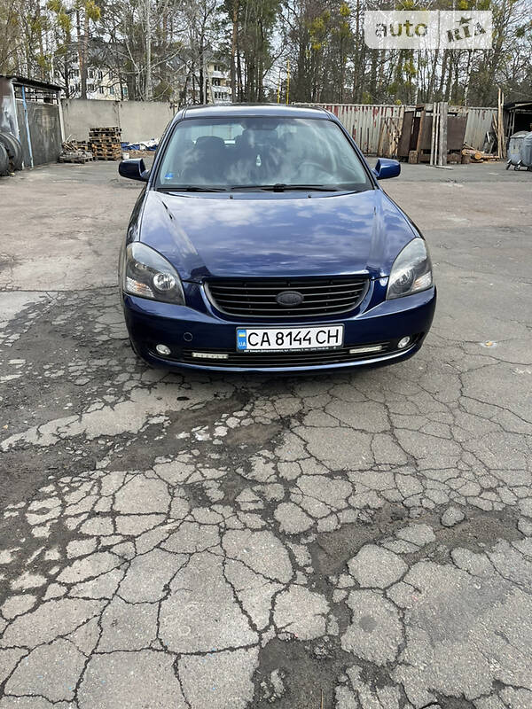 Седан Kia Magentis 2006 в Буче