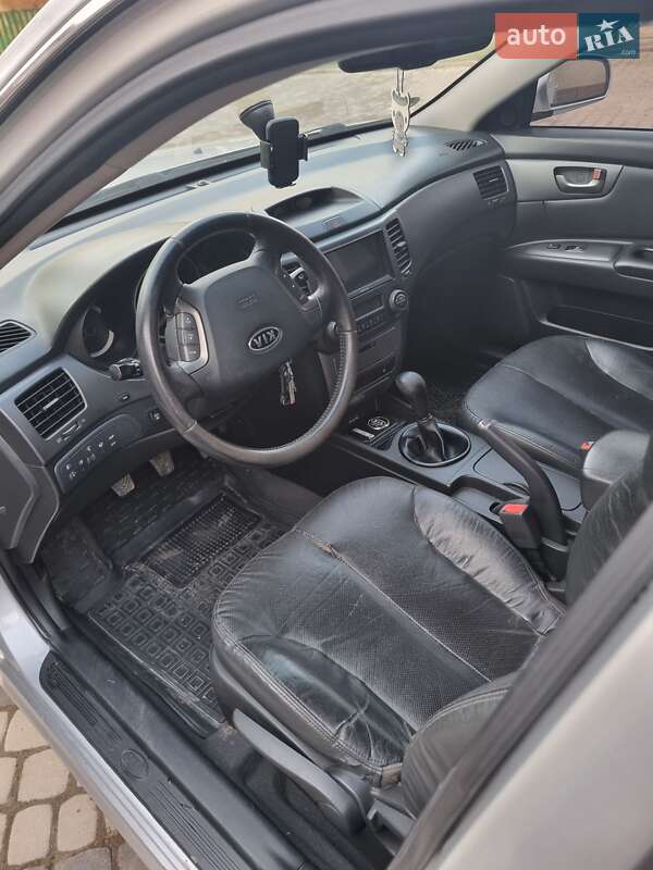Седан Kia Magentis 2009 в Тернополі