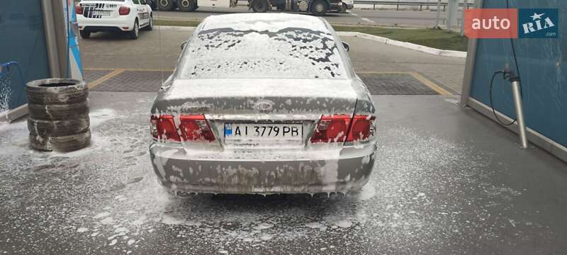 Седан Kia Magentis 2006 в Києві