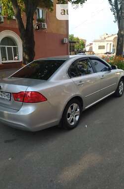 Седан Kia Magentis 2009 в 
