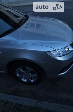 Седан Kia Magentis 2009 в 