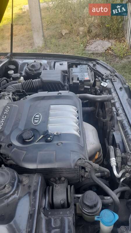Седан Kia Magentis 2004 в Білій Церкві