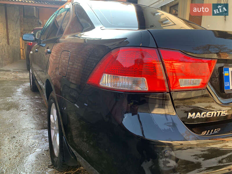 Седан Kia Magentis 2008 в Чернівцях