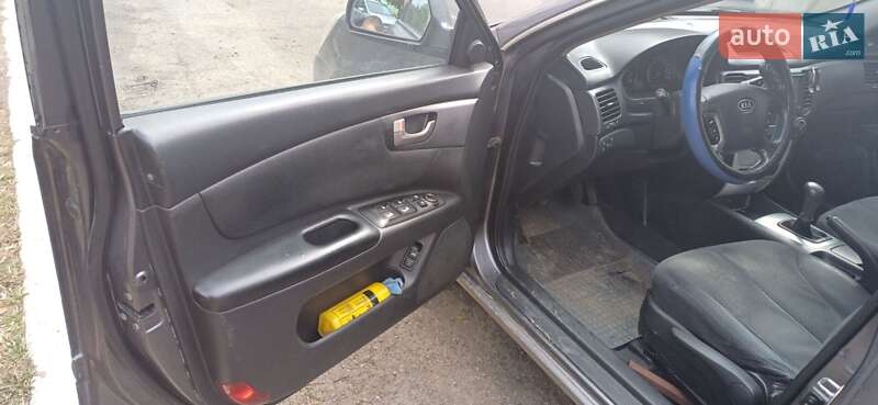 Седан Kia Magentis 2008 в Літині