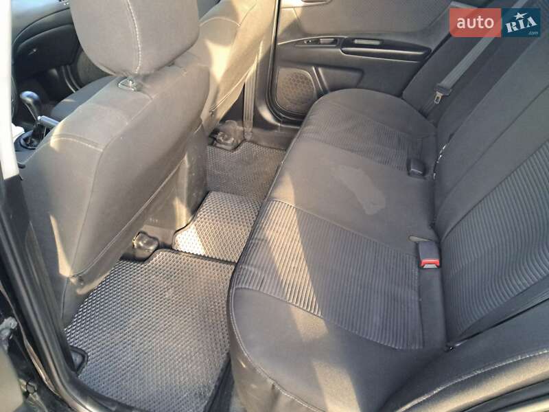 Седан Kia Magentis 2008 в Львове
