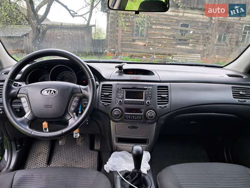 Седан Kia Magentis 2008 в Львове