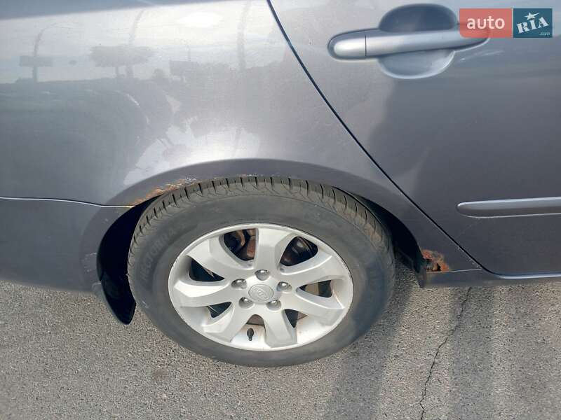 Седан Kia Magentis 2008 в Киеве