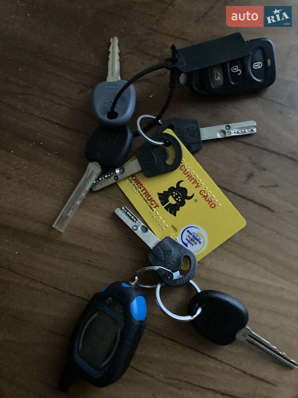 Седан Kia Magentis 2008 в Києві