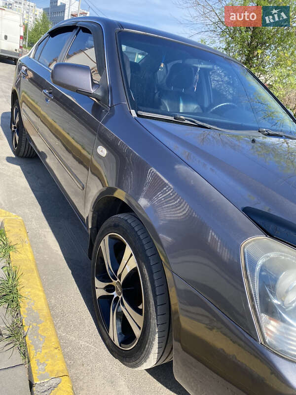 Седан Kia Magentis 2007 в Петропавлівській Борщагівці