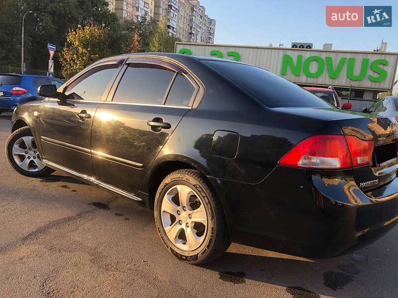 Седан Kia Magentis 2008 в Ужгороді