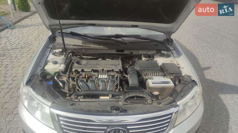 Седан Kia Magentis 2009 в Надвірній