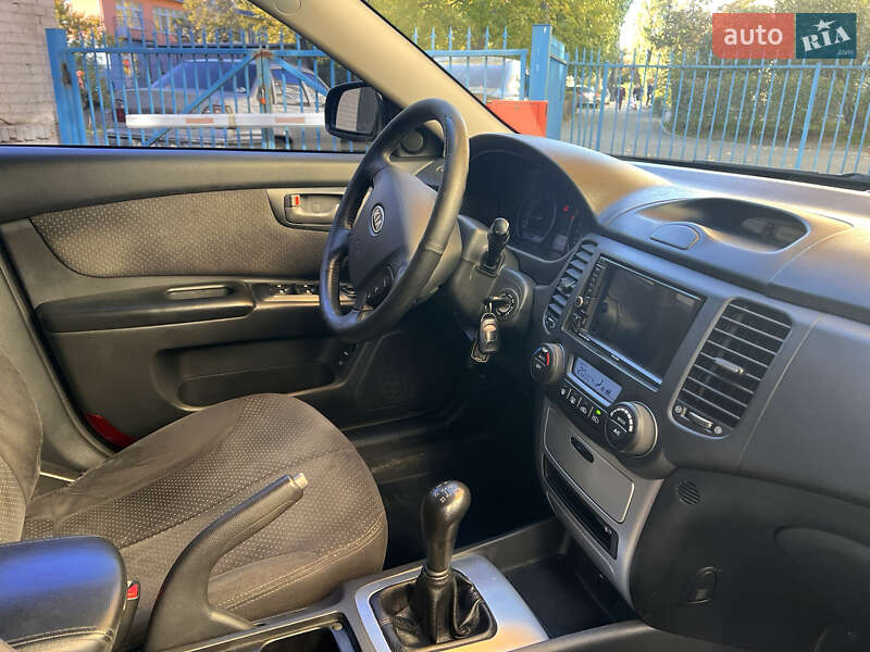 Седан Kia Magentis 2008 в Киеве