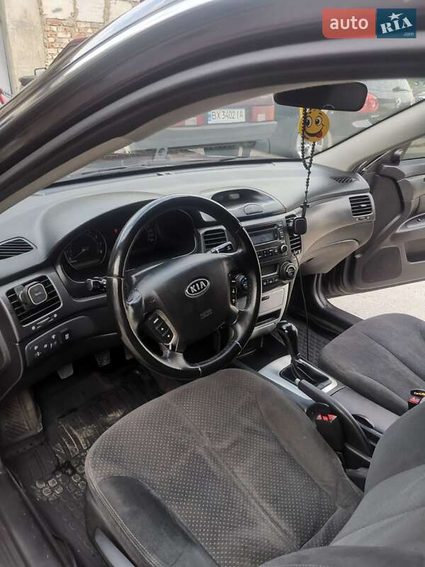 Седан Kia Magentis 2007 в Новой Ушице