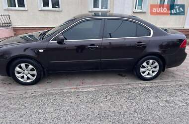 Седан Kia Magentis 2007 в Бурині