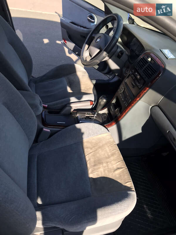 Седан Kia Magentis 2004 в Рівному