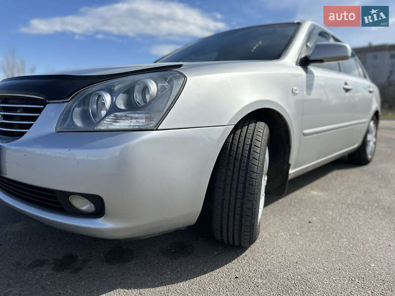 Седан Kia Magentis 2007 в Первомайске