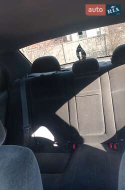 Седан Kia Magentis 2001 в 