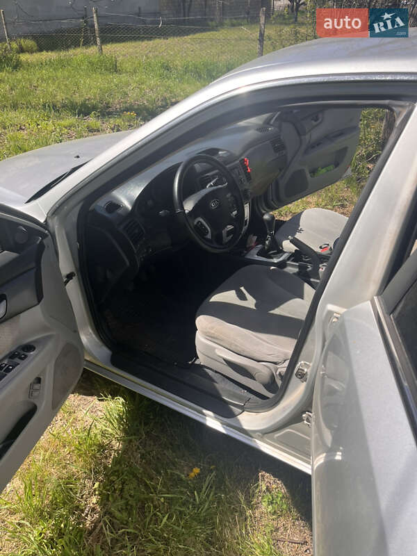 Седан Kia Magentis 2008 в Арцизові