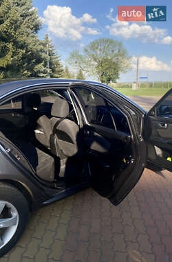 Седан Kia Magentis 2008 в 