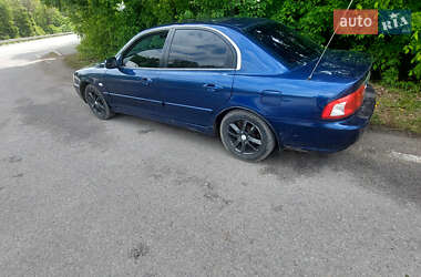 Седан Kia Magentis 2004 в 