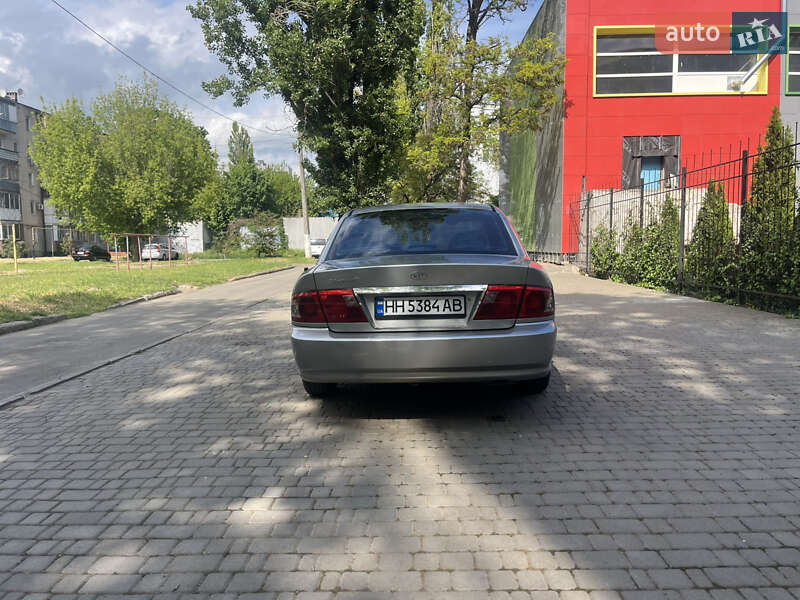 Седан Kia Magentis 2002 в Одессе