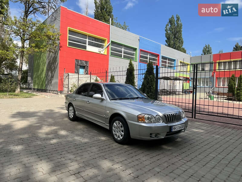 Седан Kia Magentis 2002 в Одессе