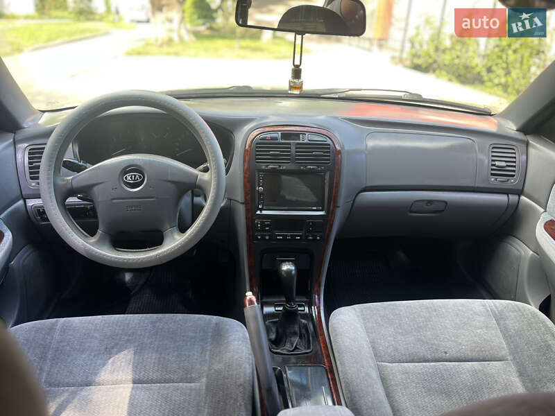 Седан Kia Magentis 2002 в Одессе