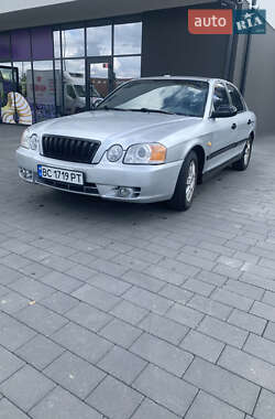 Седан Kia Magentis 2003 в Львове