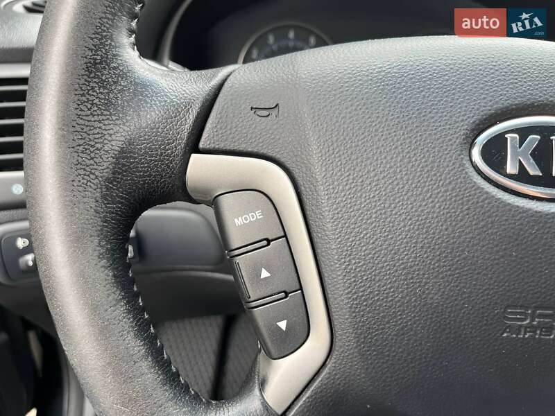 Седан Kia Magentis 2008 в Киеве