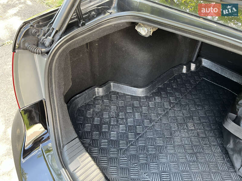 Седан Kia Magentis 2009 в 