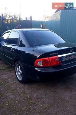 Седан Kia Magentis 2004 в 