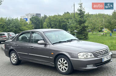 Седан Kia Magentis 2001 в Львові