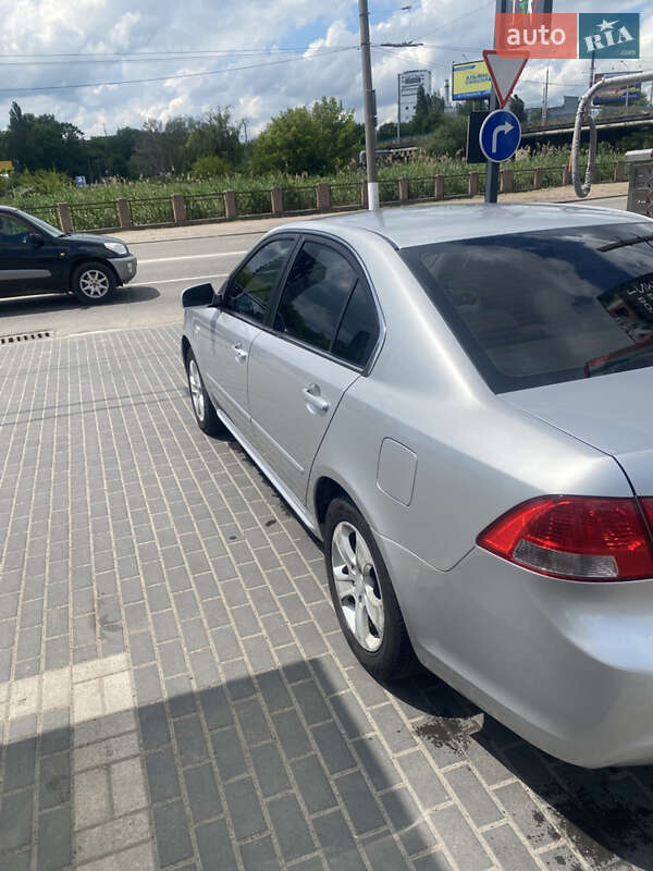 Седан Kia Magentis 2008 в Кропивницком