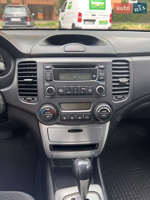 Седан Kia Magentis 2008 в Одессе
