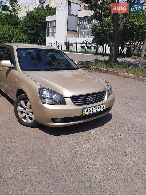 Седан Kia Magentis 2008 в Києві