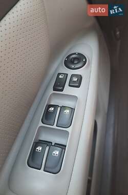 Седан Kia Magentis 2008 в 