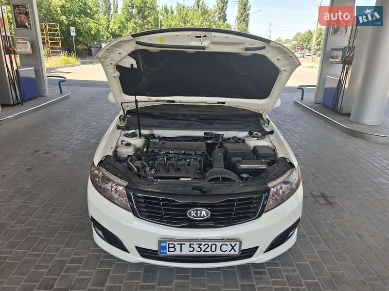 Седан Kia Magentis 2009 в Николаеве