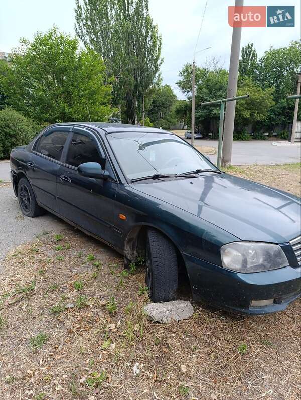 Седан Kia Magentis 2001 в Запорожье