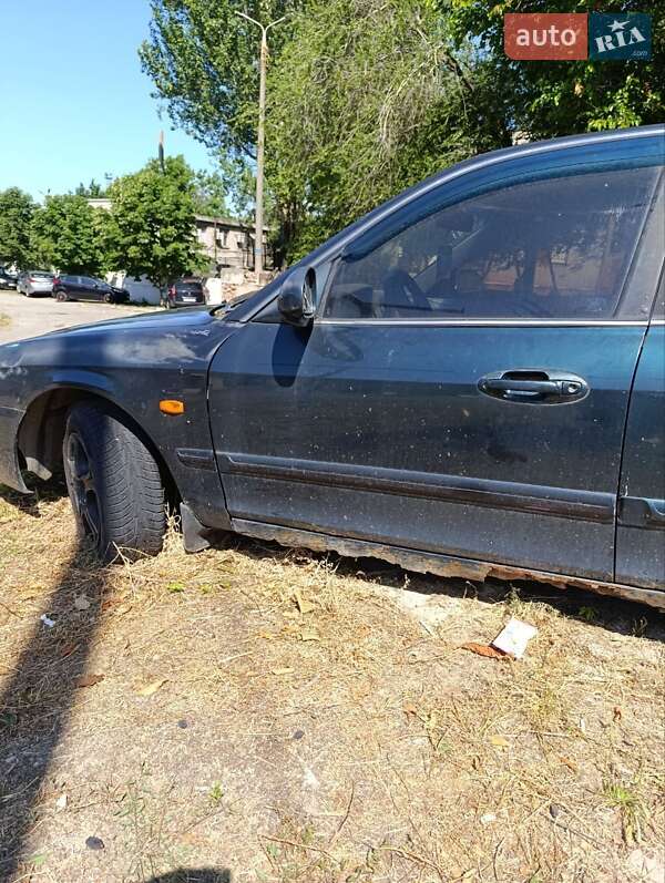 Седан Kia Magentis 2001 в Запорожье