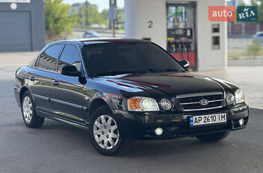 Седан Kia Magentis 2004 в Днепре